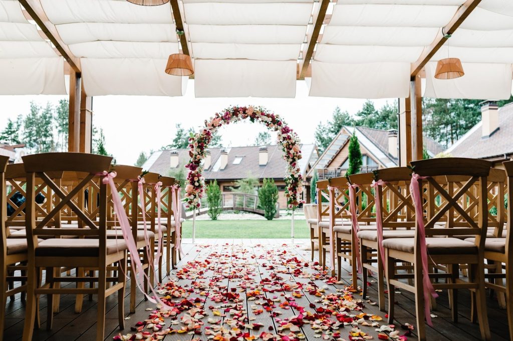 Backyard Wedding Ideas: Elegant Inspirations for Your Dream Day at Home